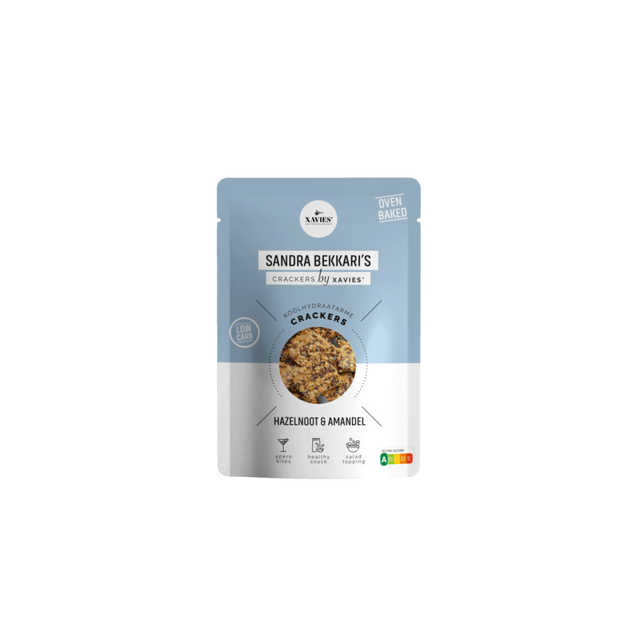 Ovenbaked crackers made with almond flour, hazelnuts and seeds.